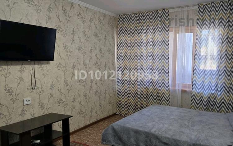 1-комнатная квартира · 40 м² · 4/5 этаж, 5-й мкр. 41 за 100 000 ₸ в Актау, 18-й мкр  — фото 2