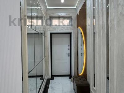 Отдельный дом · 5 комнат · 274 м² · 5 сот., Майская за 63 млн 〒 в Актау, мкр Приморский