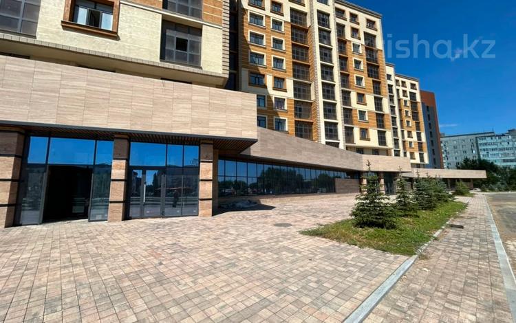 Свободное назначение, офисы, магазины и бутики, общепит, салоны красоты, фитнес и спорт, образование, развлечения, кабинеты и рабочие места, студии · 470 м² за ~ 3.3 млн ₸ в Актобе, мкр 12 — фото 6