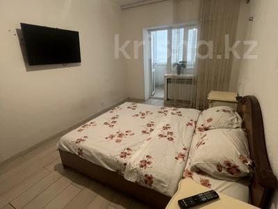 2-комнатная квартира · 60 м² · 3/6 этаж, 16-й мкр 42 — Возле главной дороги за 11 000 ₸ в Актау