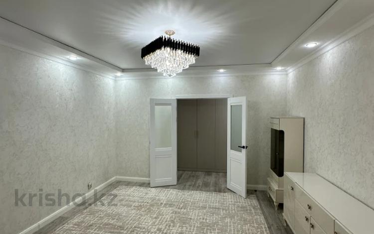 2-бөлмелі пәтер · 70.3 м² · 8/9 қабат, Алтын орда ш/а., бағасы: 31 млн ₸ в Актобе, мкр. Алтын орда — фото 2