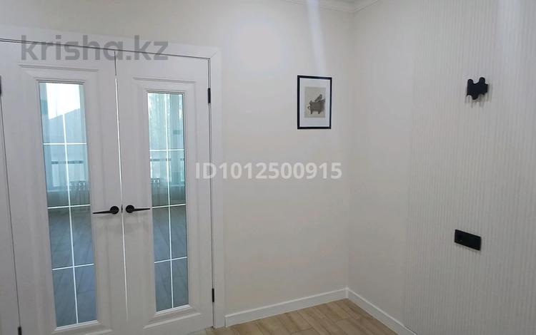 2-бөлмелі пәтер · 76 м² · 4/25 қабат, мкр 11 112в, бағасы: 24.5 млн ₸ в Актобе — фото 11