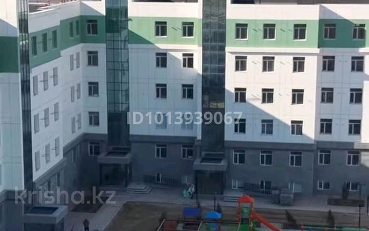 1-бөлмелі пәтер · 51.8 м² · 4/5 қабат, 32В ш/а., Мкрн. 32В 22, бағасы: 14 млн ₸ в Актау, 32В мкр — фото 2