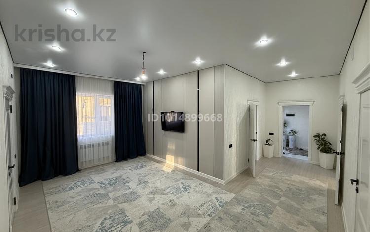 Отдельный дом · 6 комнат · 160 м² · 8 сот., мкр Нуршуак, Шұбарағаш 2932 за 40 млн ₸ в Шымкенте, Абайский р-н — фото 2