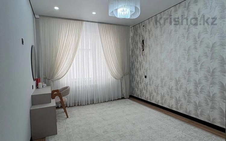 2-комнатная квартира · 75 м² · 5/7 этаж, 33-й мкр 15 за 35 млн ₸ в Актау — фото 2