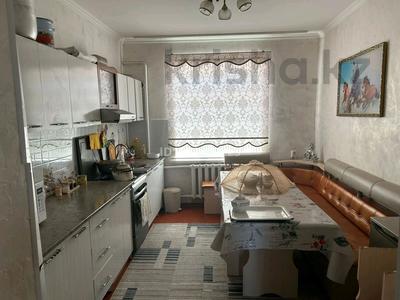 Часть дома · 4 комнаты · 247 м² · 30 сот., Жангелдина 21 за 28 млн ₸ в Каратау