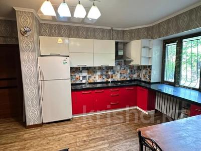 3-бөлмелі пәтер · 70 м² · 1/5 қабат, Назарбаева — Молдагуловой - Арбат, бағасы: 60 млн ₸ в Алматы, Медеуский р-н