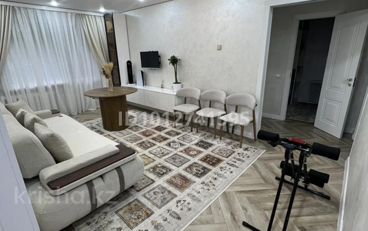 3-бөлмелі пәтер · 68 м² · 1/5 қабат, мкр Казахфильм 8, бағасы: 60 млн ₸ в Алматы, Бостандыкский р-н — фото 2