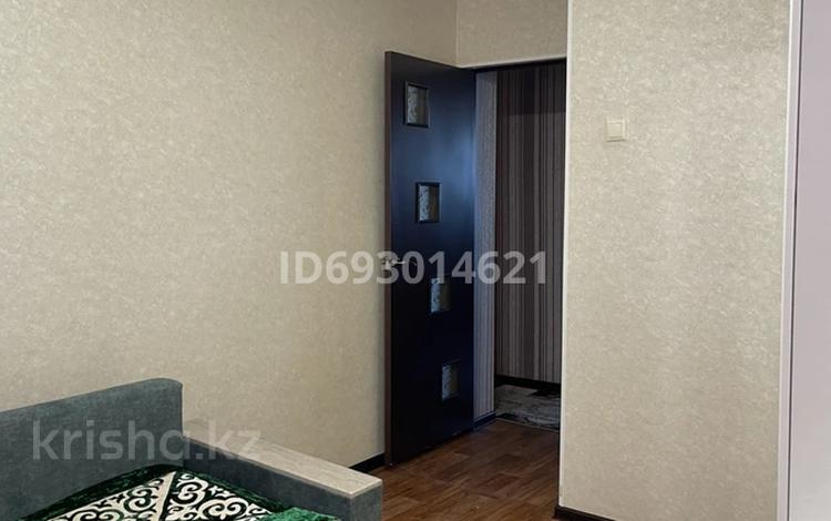 3-комнатная квартира, 65.5 м², 7/9 этаж помесячно, Жастар 5 — Желтоксан за 150 000 〒 в Талдыкоргане, мкр Жастар — фото 2