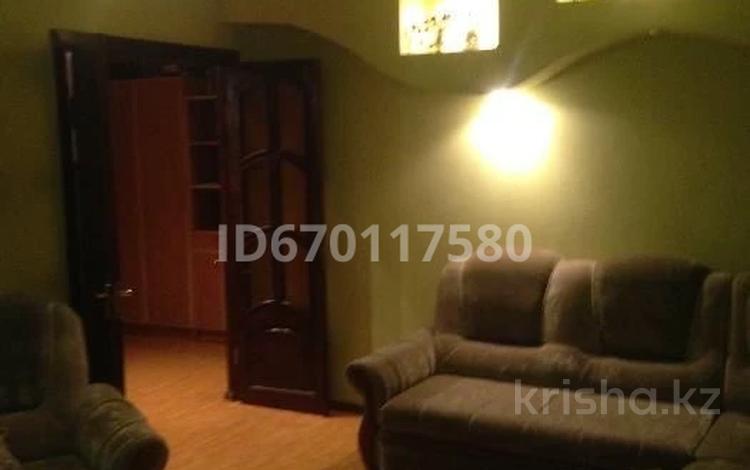 3-комнатная квартира · 62 м² · 5/9 этаж, Майкудук, Мамыраева мкр 5 за 120 000 ₸ в Караганде, Алихана Бокейханова р-н — фото 2
