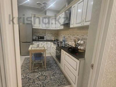 2-бөлмелі пәтер · 70 м² · 3/20 қабат, Самал-2 ш/а. 33а — Samal towers, бағасы: 25 000 ₸ в Алматы, Медеуский р-н