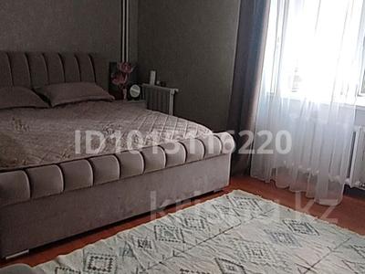 4-бөлмелі пәтер · 92.7 м² · 2/5 қабат, Ауэзова 4 — БЦ Азия, бағасы: 48 млн ₸ в Астане, Сарыарка р-н