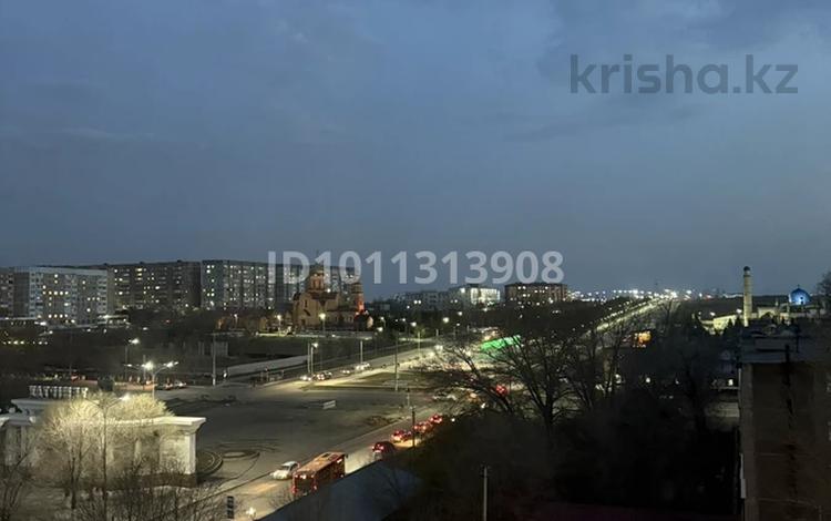 3-комнатная квартира · 55.5 м² · 7/9 этаж, Мкр 6 12 — Магазин Руслан за ~ 10.9 млн 〒 в Темиртау — фото 2