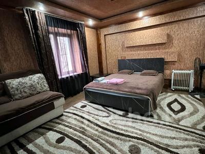 1-бөлмелі пәтер · 32 м² · 4/5 қабат, Абая 123 — Казыбек би, бағасы: 12 000 〒 в Таразе