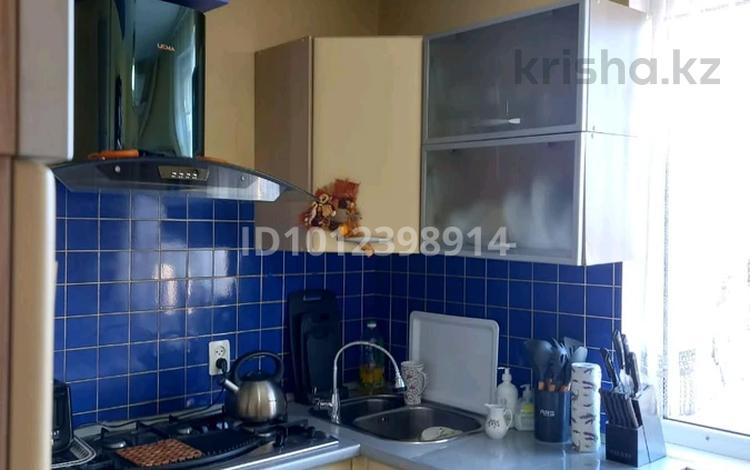 3-бөлмелі пәтер · 70 м² · 3/9 қабат, 4 35, бағасы: 28 млн ₸ в Аксае — фото 2