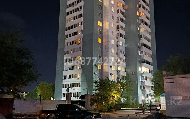 3-комнатная квартира, 120 м², 11/16 этаж, Пр.Абулхаир хана 44В за 39 млн 〒 в Актобе — фото 6