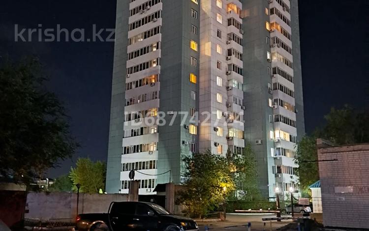 3-комнатная квартира · 123 м² · 11/16 этаж, Пр.Абулхаир хана 44В за 38 млн 〒 в Актобе — фото 6
