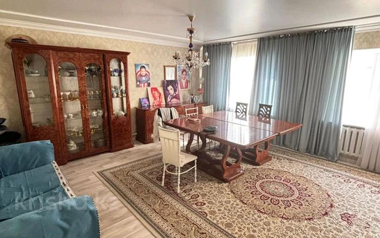 Часть дома · 4 комнаты · 257 м² · 9 сот., Кыз жибек 1 — Аренда на длительный срок за 1.5 млн ₸ в Астане, Нура р-н — фото 2
