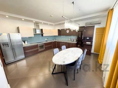 4-бөлмелі пәтер · 169 м² · 15 қабат, Ходжанова, бағасы: 120 млн ₸ в Алматы, Бостандыкский р-н