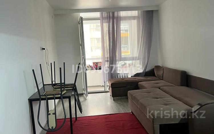 1-комнатная квартира, 35 м², 5/10 этаж помесячно, Толе би 285/8 — Отеген батыра