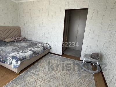 5-бөлмелі пәтер · 98 м² · 5/10 қабат, Майкудук, Мкр Голубые пруды 6, бағасы: 39 млн ₸ в Караганде, Алихана Бокейханова р-н