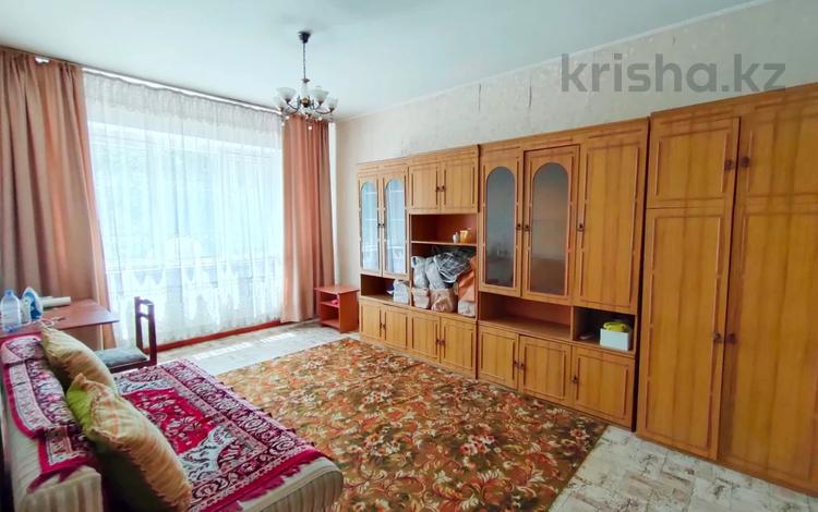 1-комнатная квартира, 40 м², 2/9 этаж, мкр Аксай-4 74