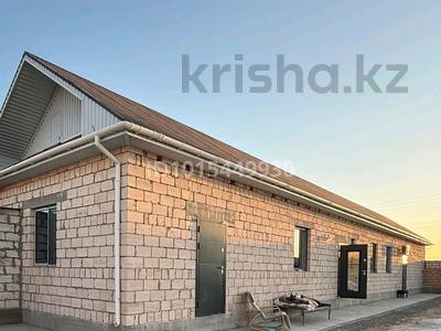 Дача · 3 комнаты · 200 м² · 200 сот., Рахат 41 за 18 млн ₸ в Жанаозен