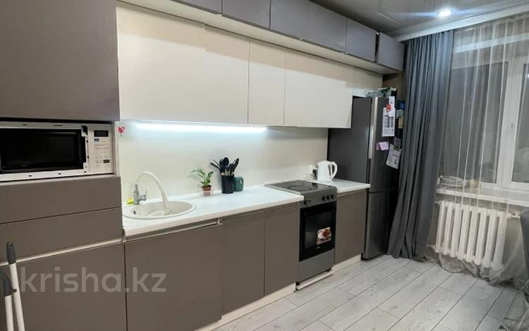 3-комнатная квартира · 70 м² · 10/10 этаж, Физкультурная улица — Apt. 28 за 28.4 млн ₸ в Семее — фото 2