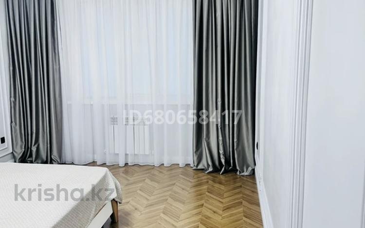 2-бөлмелі пәтер · 71.4 м² · 6/9 қабат, Таумуш Жумагалиева 10, бағасы: 42 млн ₸ в Атырау — фото 4
