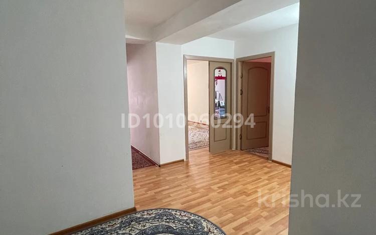2-комнатная квартира · 80 м² · 9/9 этаж, мкр Шымсити 14 за 160 000 ₸ в Шымкенте, Абайский р-н — фото 2
