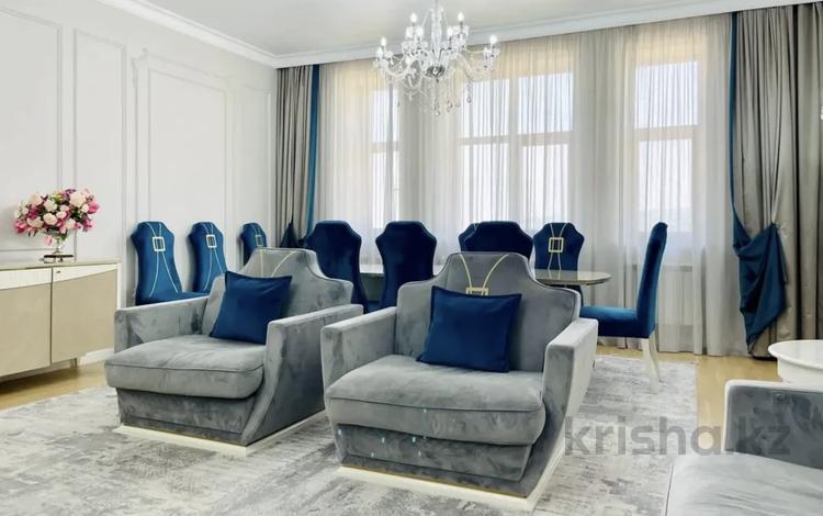 4-бөлмелі пәтер · 220 м² · 8/21 қабат, Достык 1/2 — Керуен, бағасы: 1.7 млн ₸ в Астане, Есильский р-н — фото 4