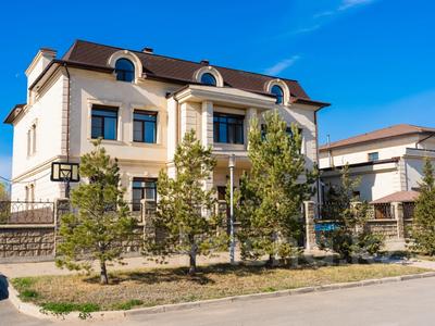 Отдельный дом · 9 комнат · 742 м² · 12 сот., Депутатский городок за 750 млн 〒 в Астане, Алматы р-н