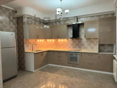 Продажа квартир в Шымкенте: 4-комнатная квартира · 140 м² · 10/13 этаж, Тыныбаева за 98 млн 〒 4-комнатная квартира · 140 м² · 10/13 этаж, Тыныбаева за 98 млн 〒 в Шымкенте