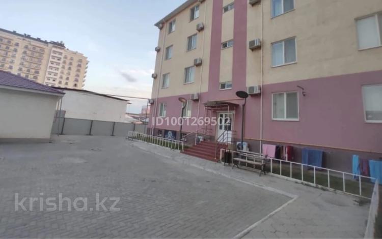 2-бөлмелі пәтер · 64 м² · 2/4 қабат, Жарбосынова 84/1 — Гостиница Ренессанс, бағасы: 190 000 〒 в Атырау — фото 2
