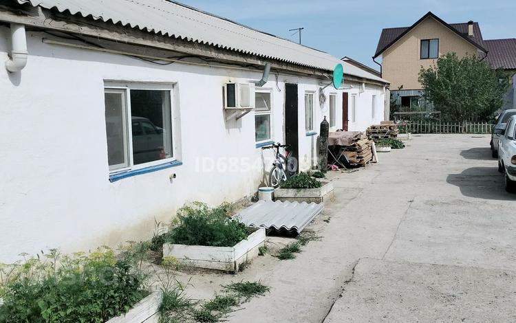 Жеке үй · 4 бөлме · 125 м² · 15 жүзд., Өркен - 2, Оркен - .ул Темирхан Бимакова 14 — Возле супермаркета лидер.саргамыс, бағасы: 22 млн ₸ в Атырау, Оркен - 2 — фото 9