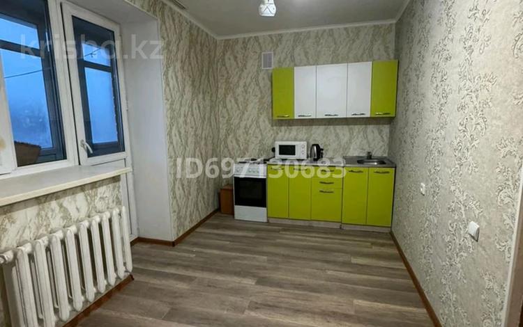 2-комнатная квартира · 47 м² · 9/15 этаж, Акмешит 7 — Алматы за 250 000 ₸ в Астане — фото 3