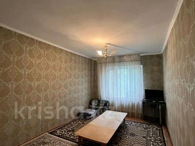 2-комнатная квартира · 52 м² · 5/5 этаж, 9 мкр 32 — 47 школа,улучшен,лоджия за 10.6 млн 〒 в Таразе