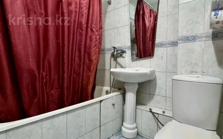 2-комнатная квартира · 45 м² · 1/5 этаж, мкр №1 за 250 000 ₸ в Алматы, Ауэзовский р-н — фото 2