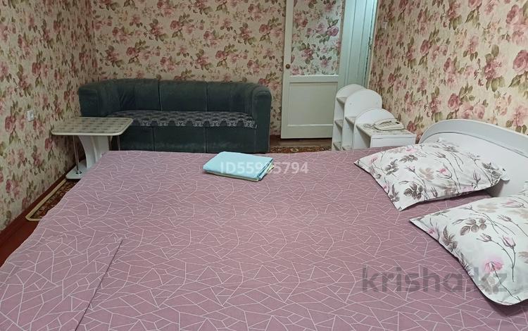1-комнатная квартира · 30 м² · 5/5 этаж, 12-й микрорайон, 12-й мкр. ул. Валиханова — ул. Сайрамская за 15 000 ₸ в Шымкенте, Енбекшинский р-н — фото 7