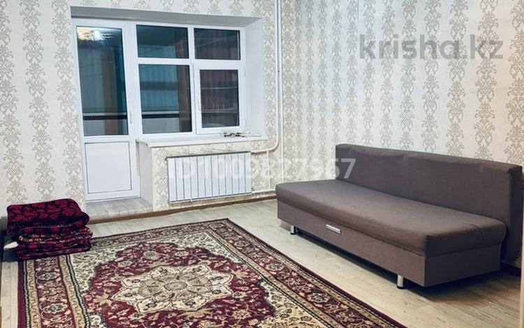 1-комнатная квартира · 50 м² · 8/9 этаж, мкр. Алтын орда, Мангилик ел — Находится возле школа НИШ за 130 000 ₸ в Актобе — фото 2
