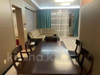 4-комнатная квартира, 160 м², 15/18 этаж помесячно, Байтурсынова 1 за 430 000 〒 в Астане, Алматы р-н