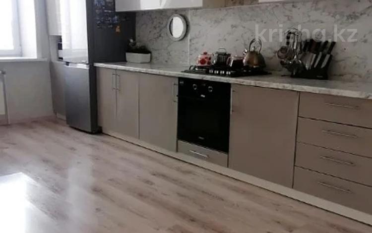 3-комнатная квартира · 120.4 м² · 9/9 этаж, Береке за 47 млн ₸ в Костанае — фото 2