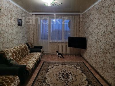 3-комнатная квартира, 62 м², 5/5 этаж, Абая 113 за 19.5 млн 〒 в Уральске