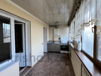 3-комнатная квартира, 73 м², 3/4 этаж, Алдиярова — Адырбекова за 23.5 млн 〒 в Шымкенте, Аль-Фарабийский р-н