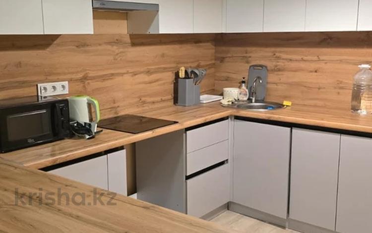 2-комнатная квартира · 70 м² · 4/10 этаж, Варламова 1/3 за 60 млн ₸ в Алматы, Алмалинский р-н — фото 2