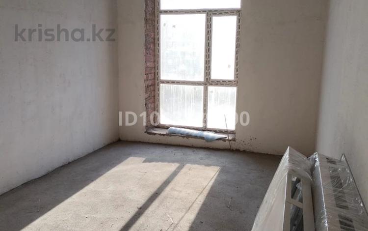 2-бөлмелі пәтер · 60 м² · 2/12 қабат, Жумекен Нажимеденов 38, бағасы: 30 млн ₸ в Астане, Сарайшык р-н — фото 2