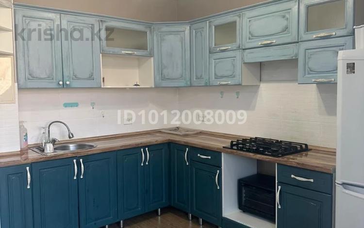 1-бөлмелі пәтер · 45 м² · 4/5 қабат, мкр. Алтын орда, Батыс 2 9 — Ораза татеулы, бағасы: 165 000 ₸ в Актобе — фото 2