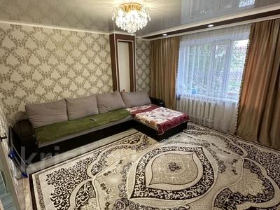 2-бөлмелі пәтер · 54 м² · 1/9 қабат, Майкудук, Мкр Голубые пруды, бағасы: 20 млн ₸ в Караганде, Алихана Бокейханова р-н