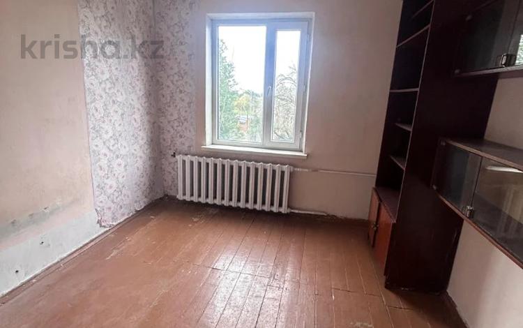 2-комнатная квартира, 43 м², 4/4 этаж, Жетысу