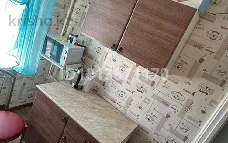 2-бөлмелі пәтер · 45 м² · 3/5 қабат, Жалиля 14 — 7 школы, бағасы: 13 млн ₸ в Жезказгане — фото 2